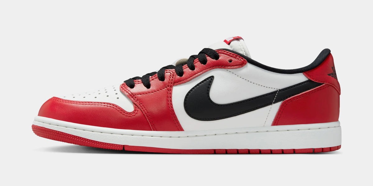 Air  1 Retro Low OG Chicago Mens Lifestyle Shoes (Varsity Red/Black/Summit White)