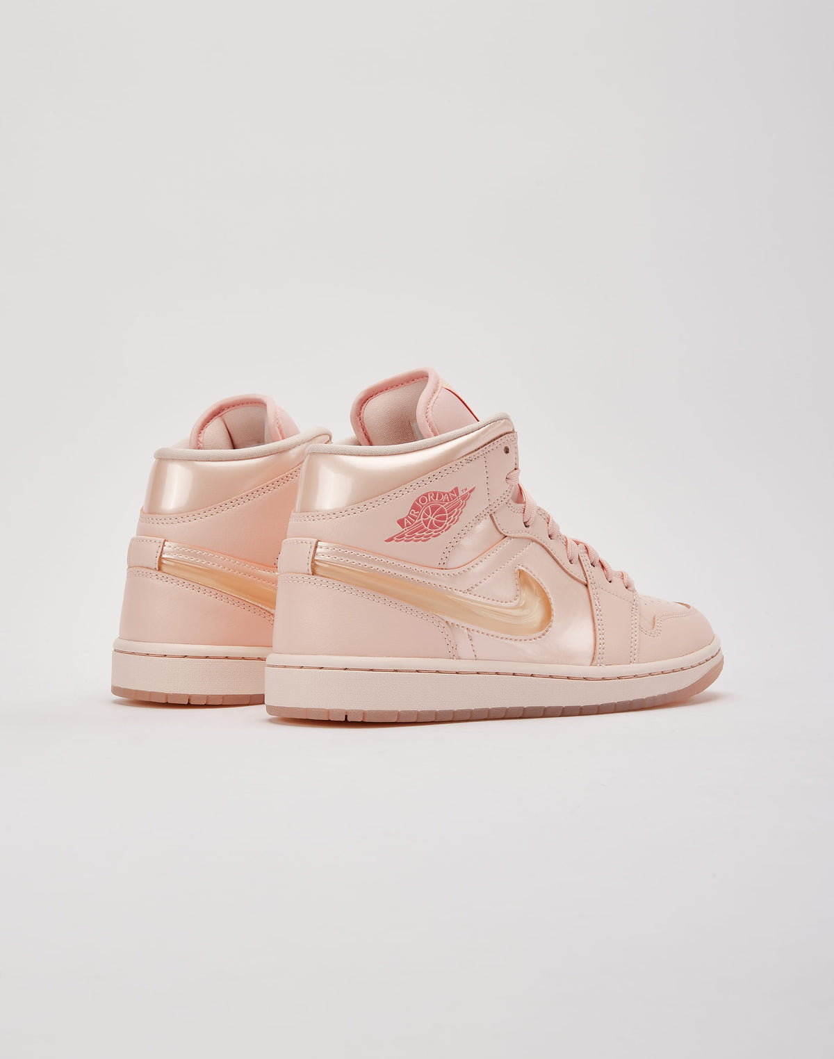 Air  1 Mid SE